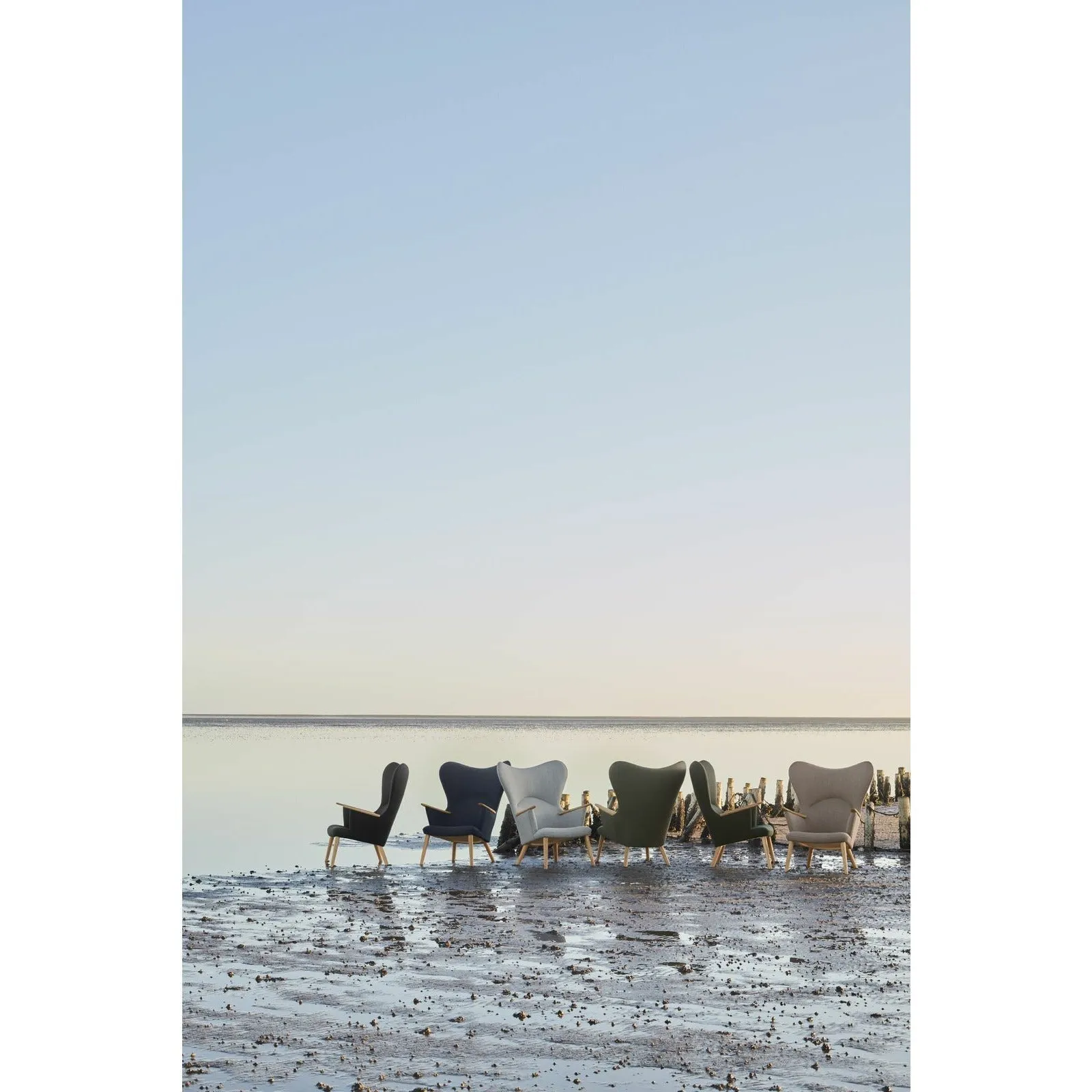 Carl Hansen Ch78 Mama Bear Lounge Chair, Oak Oiled/Blue Fiord 0782