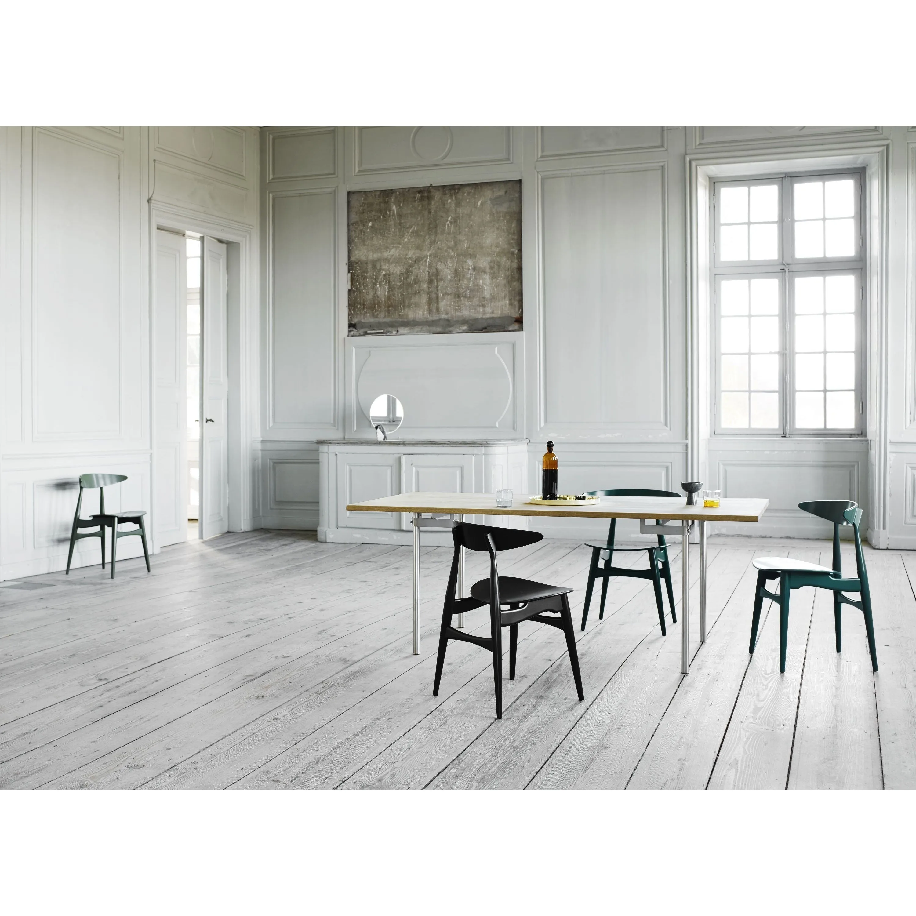 Carl Hansen Ch88 P Chair, Oiled Oak/Black Leather