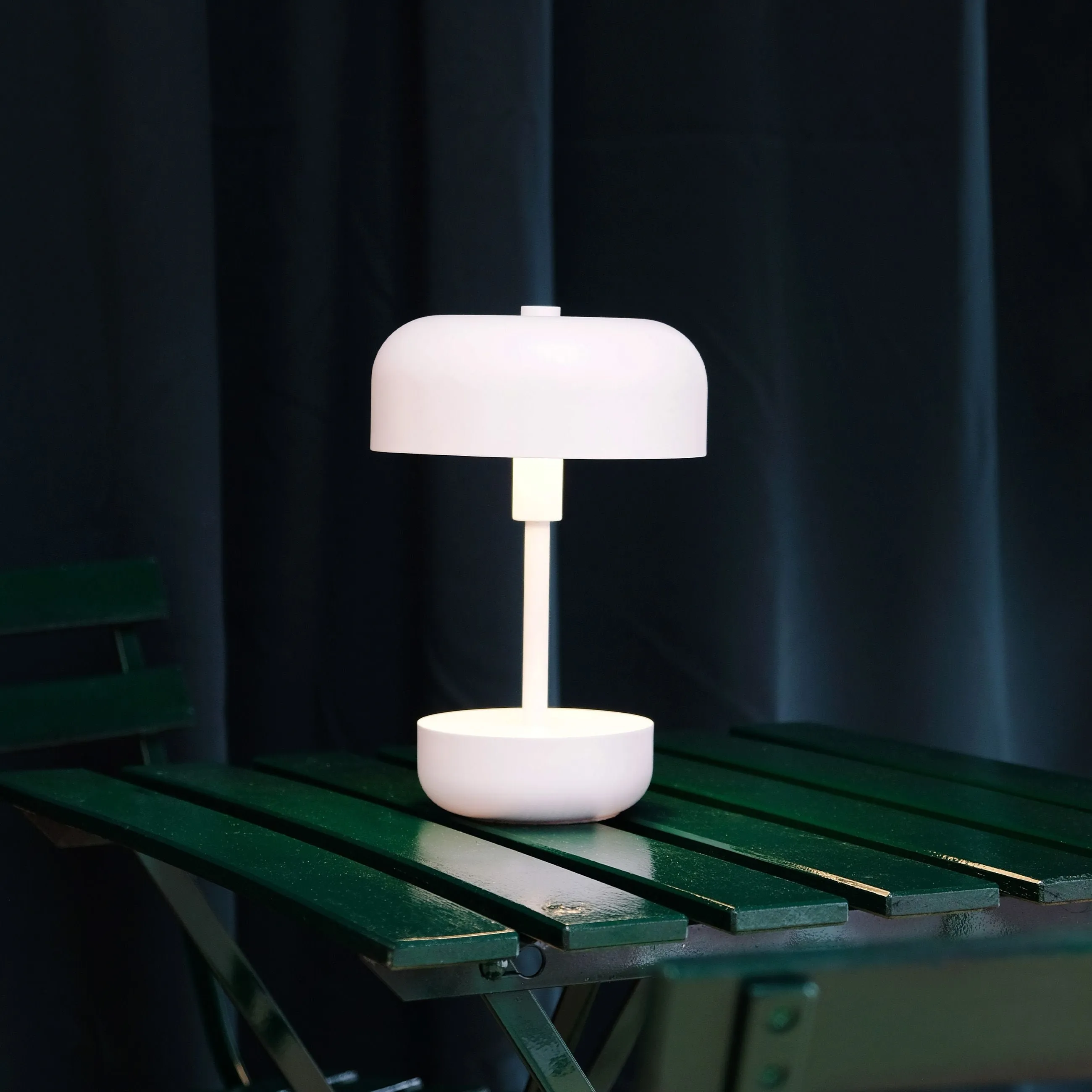 Dyberg Larsen Haipot Rechargeable Table Lamp, White