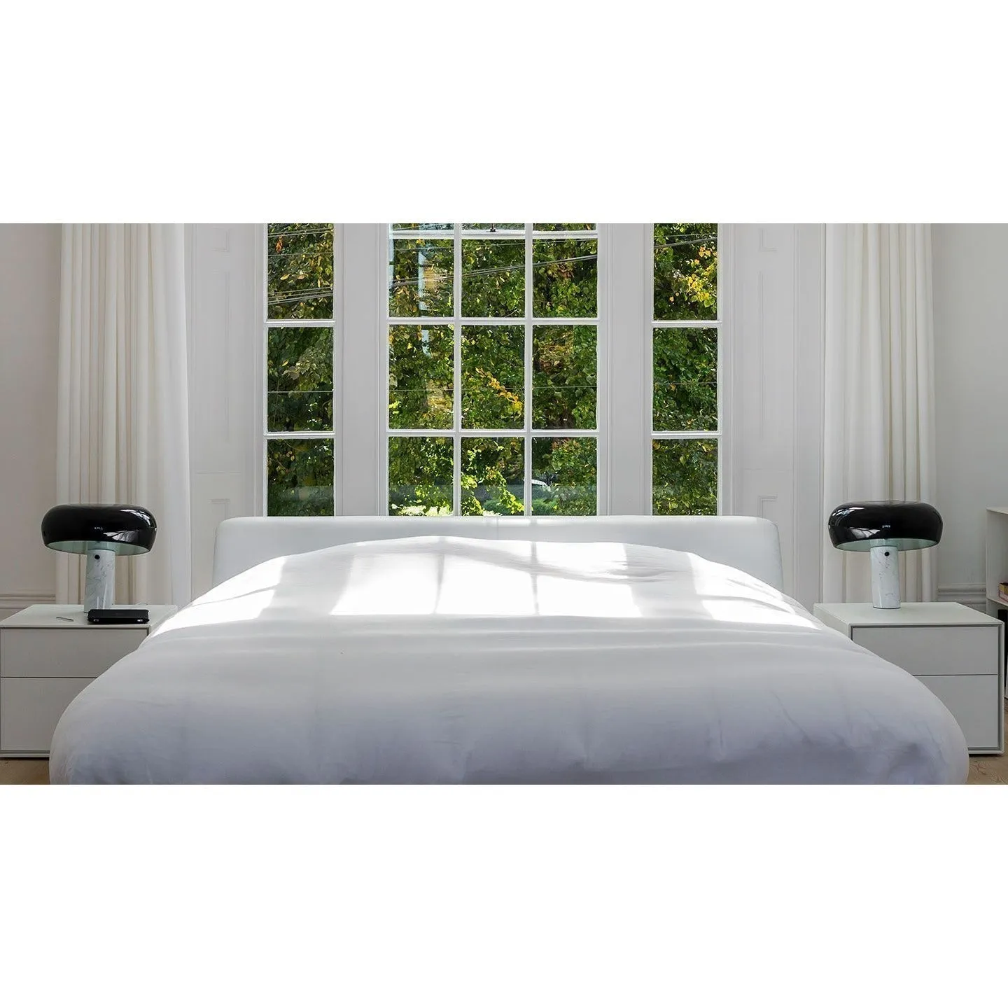 Flos Snoopy Table Lamp, Black