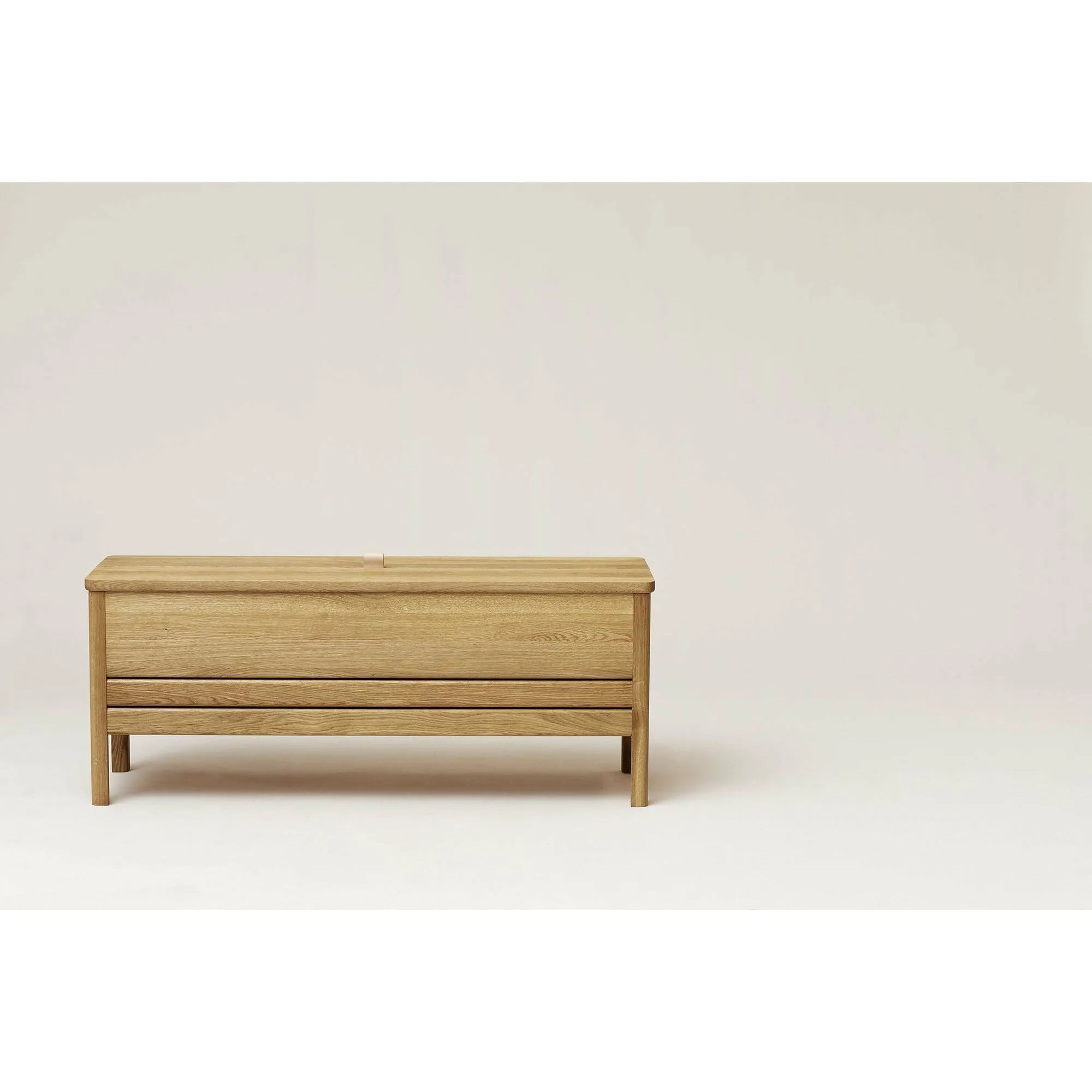 Form & Refine A Line Storagebench 111 Cm. Oak