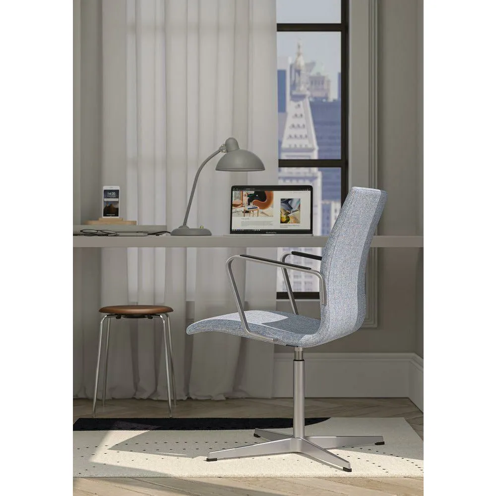Fritz Hansen Kaiser Idell Table Lamp 21,5 Cm, Easy Grey