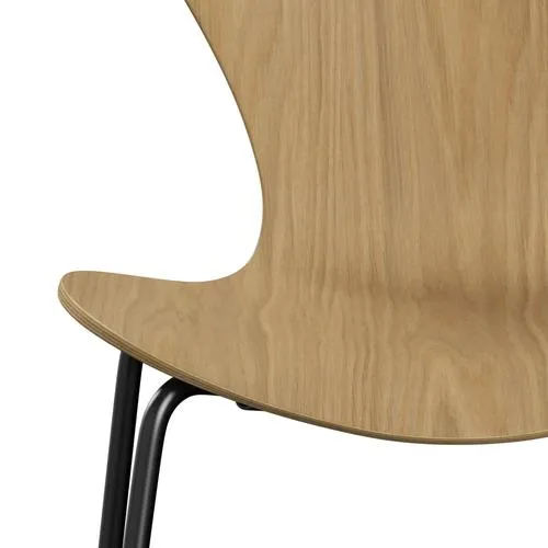 Fritz Hansen Series 7 Chair Unupholstered, Black/Oak Veneer Natural