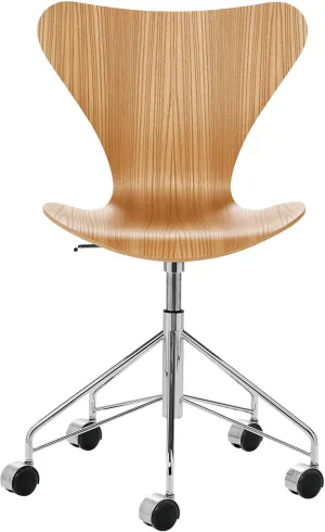 Fritz Hansen Series 7 Swivel Chair Veneer, Elm