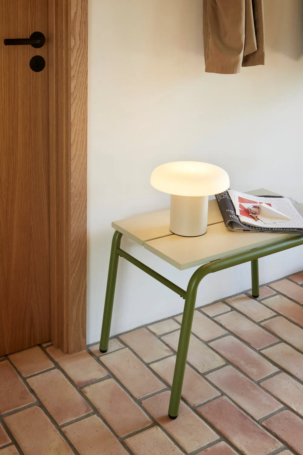 Hbsch Ateliers Table Lamp, Sand/White