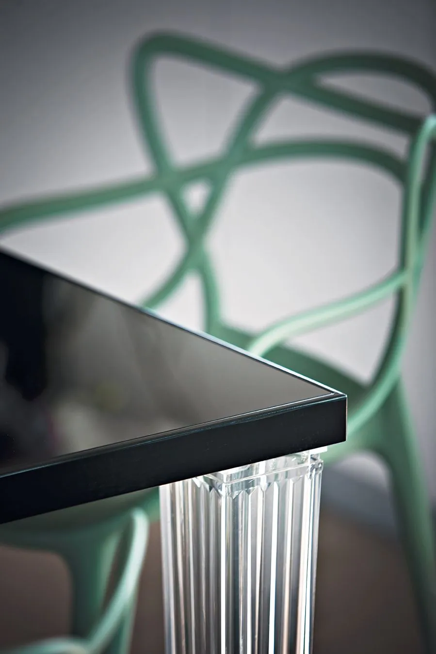 Kartell Top Top Table Per Dr. Yes Square With Square Base 70x70 Cm, Black