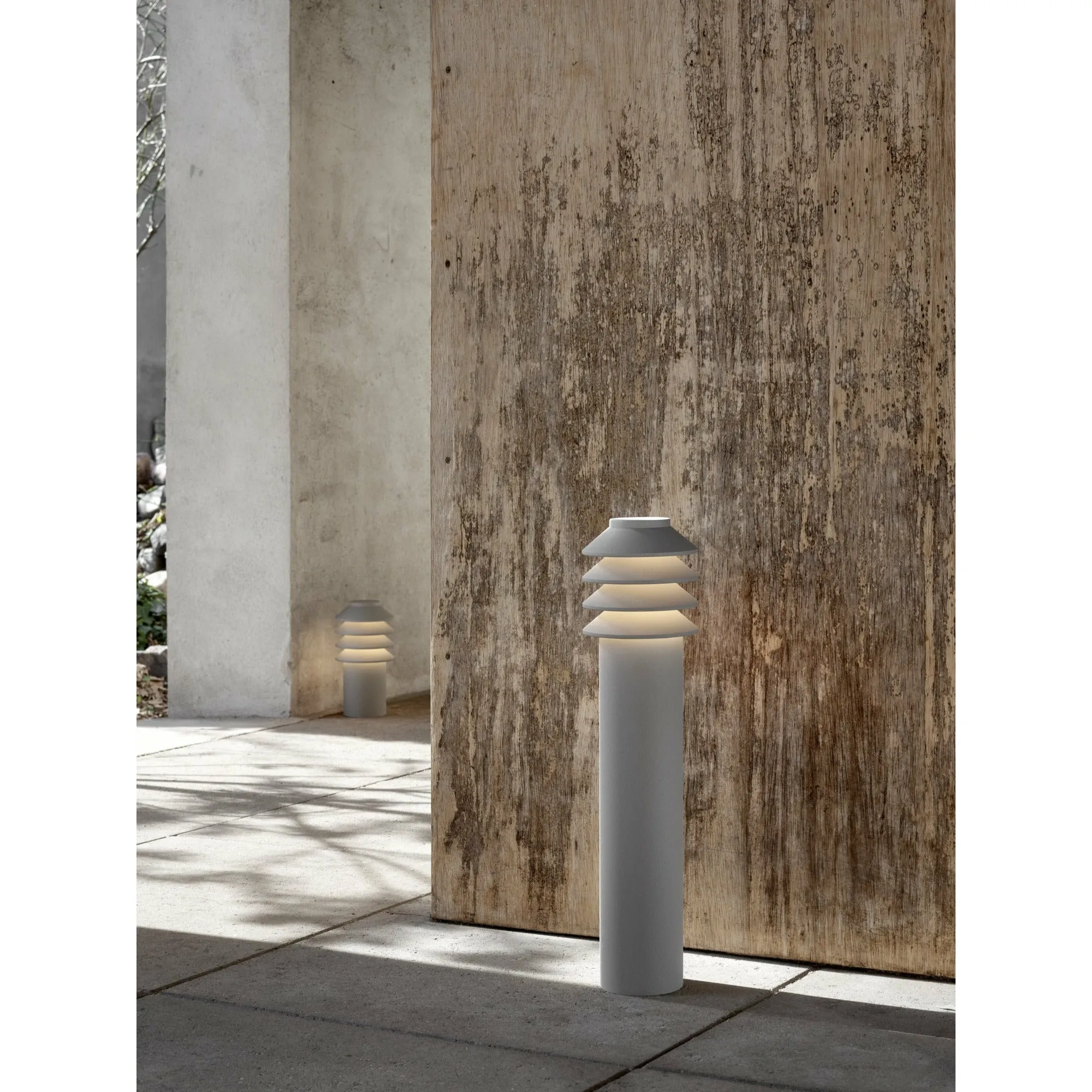 Louis Poulsen Bysted Garden Bollard Light Small Aluminium Led 3000 K With Base Plate O/Adapter