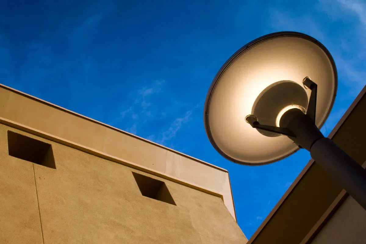 Louis Poulsen Kipp Post Class Ii 3011 Lumens 6 Cm Pole, Aluminium