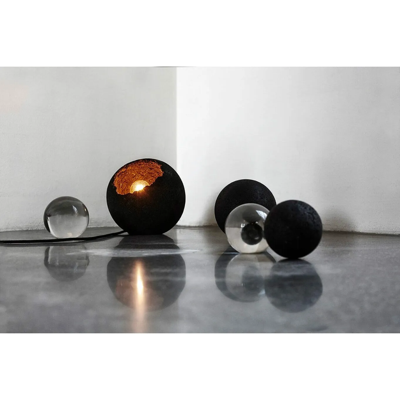Muubs Crust Floor Lamp, Black