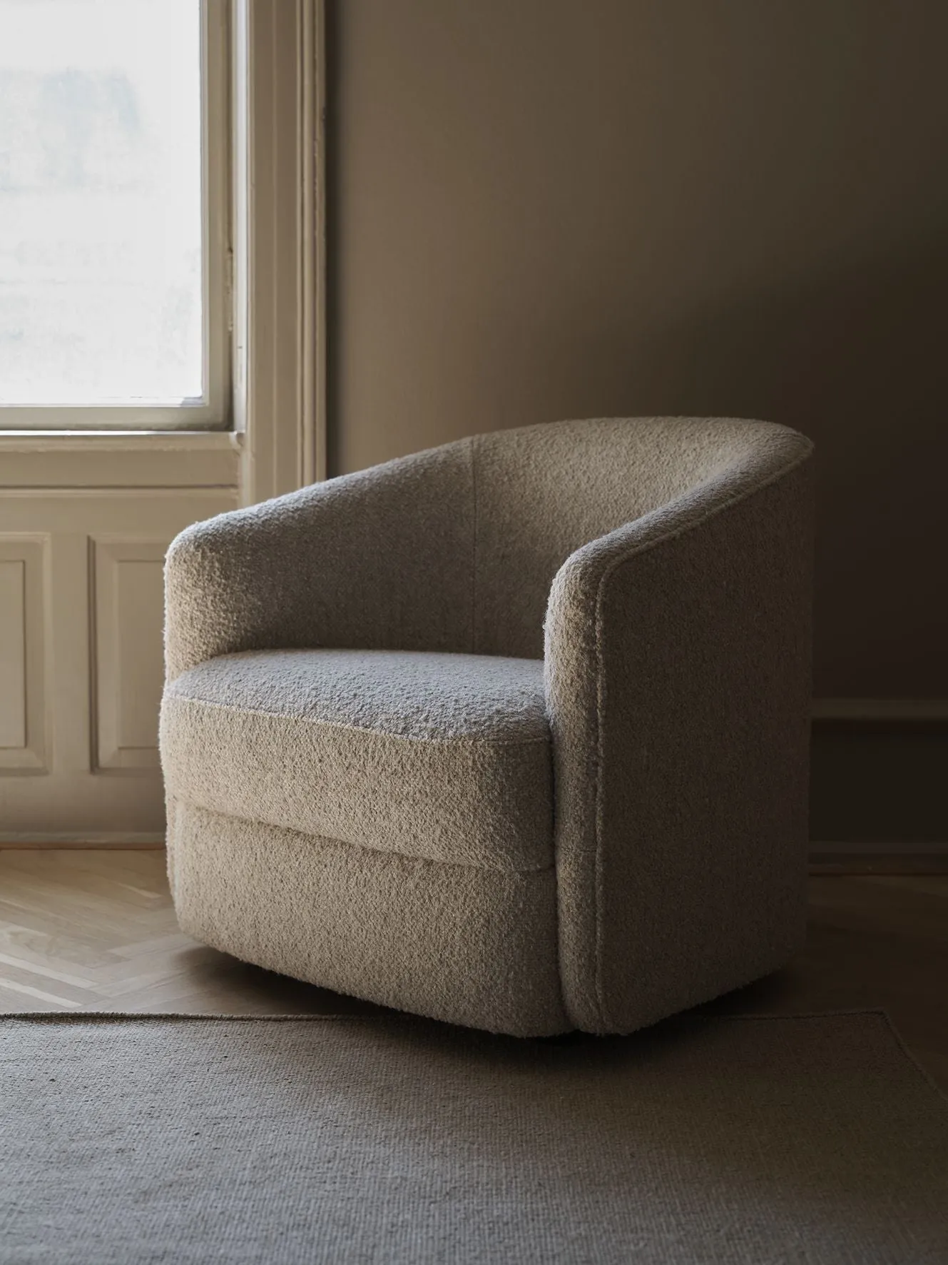 New Works Covent Lounge, Mons 3213