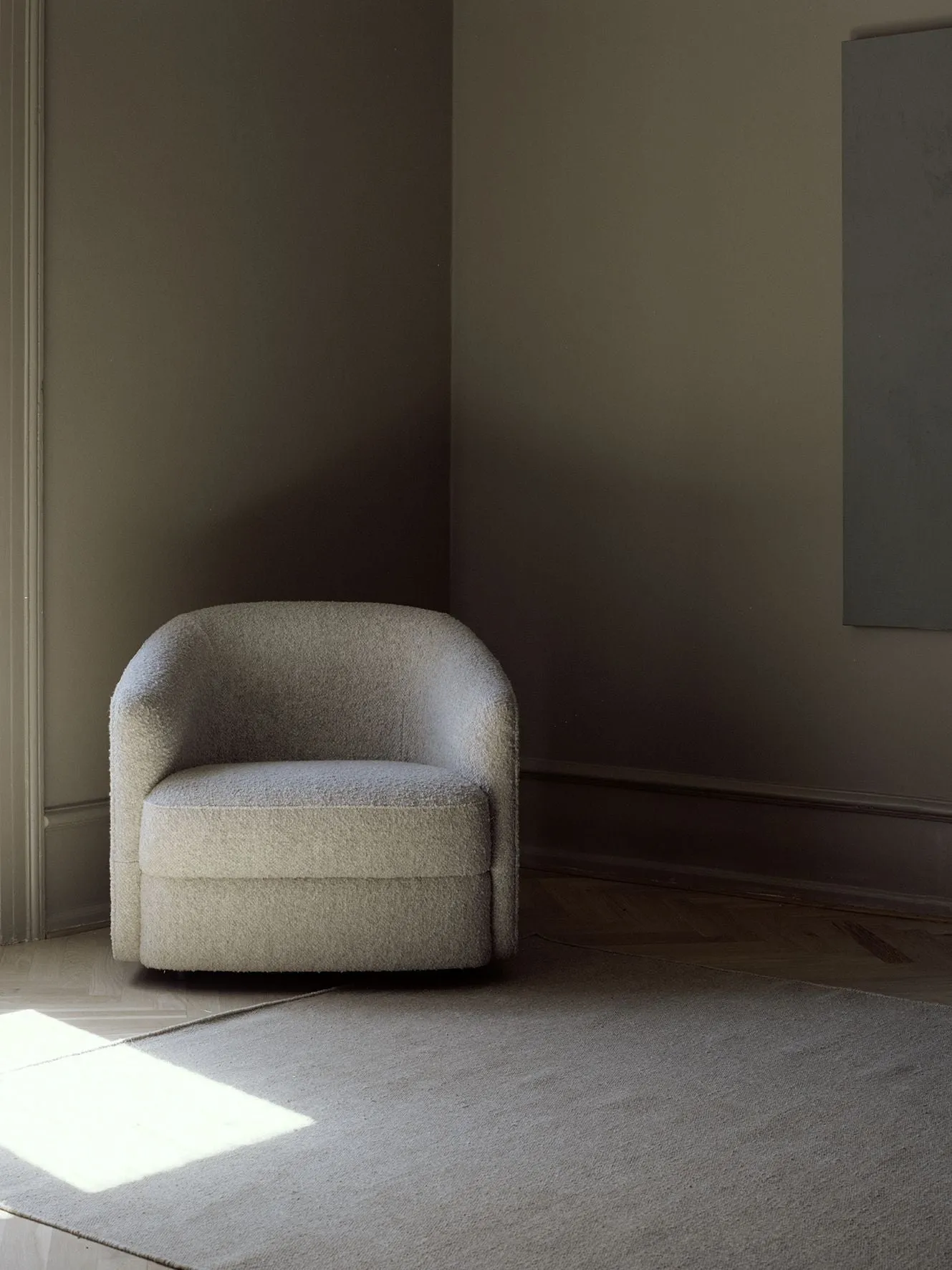 New Works Covent Lounge, Mons 3213