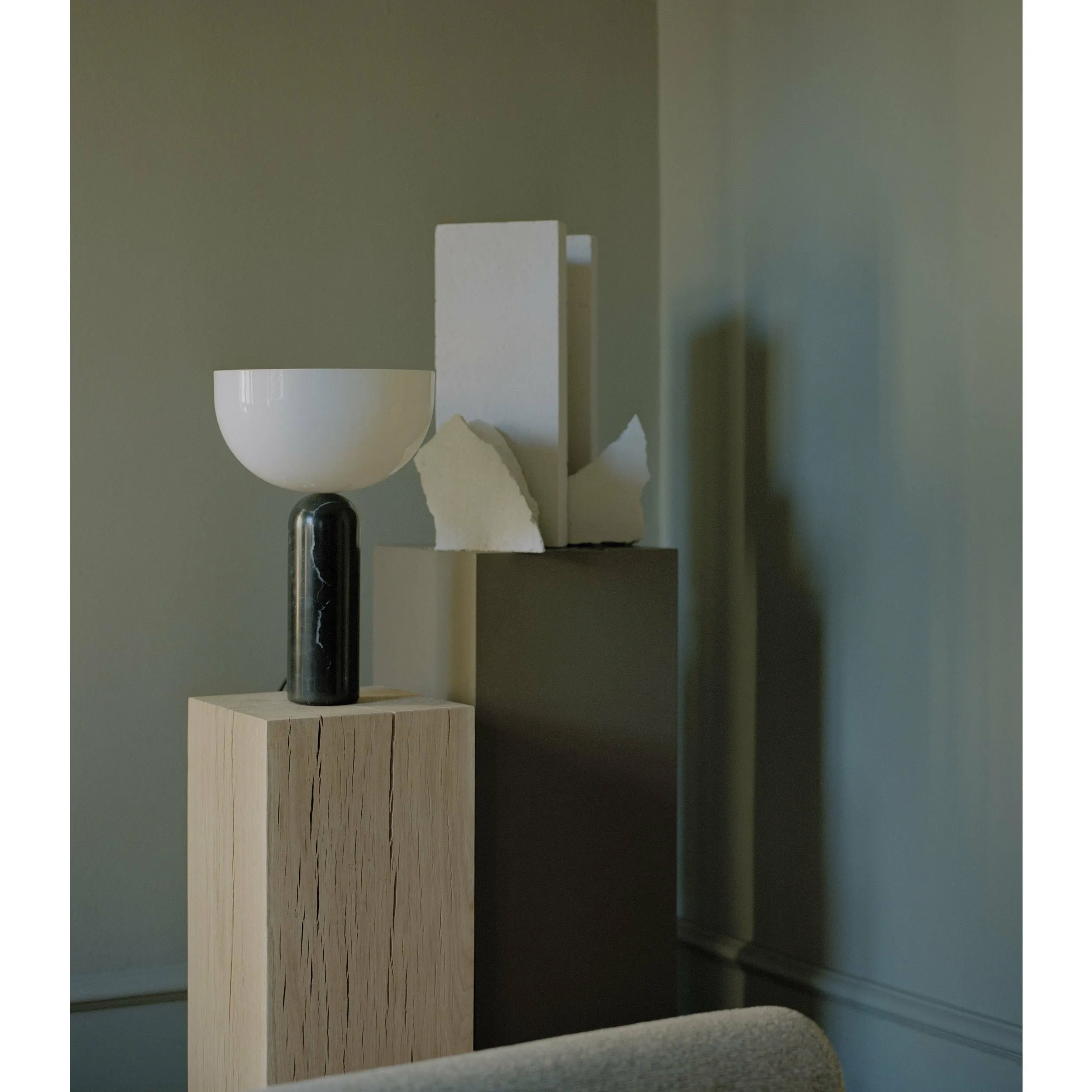 New Works Kizu Table Lamp Black Marquina Marble, Large