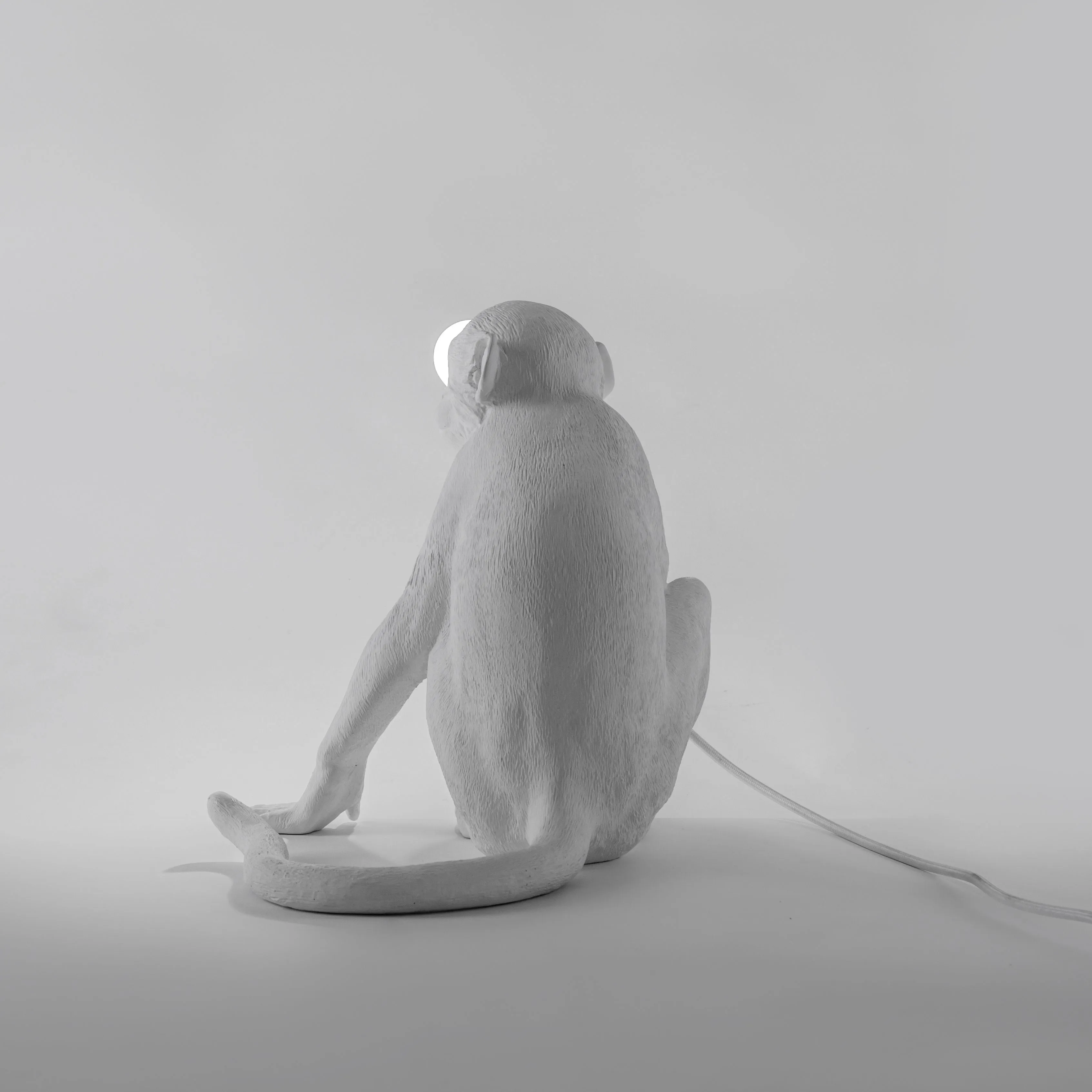 Seletti Monkey Indoor Lamp White, Sitting