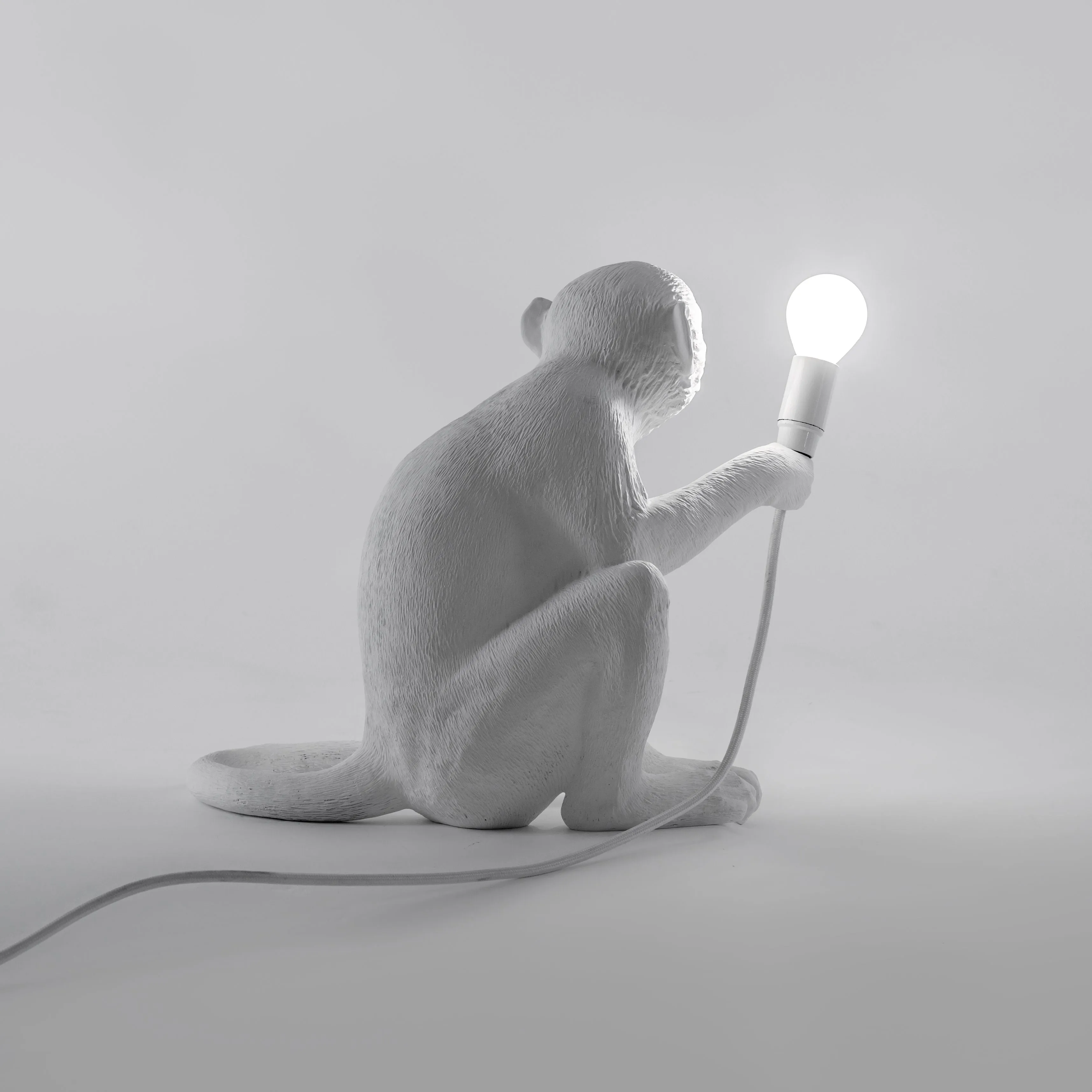 Seletti Monkey Indoor Lamp White, Sitting