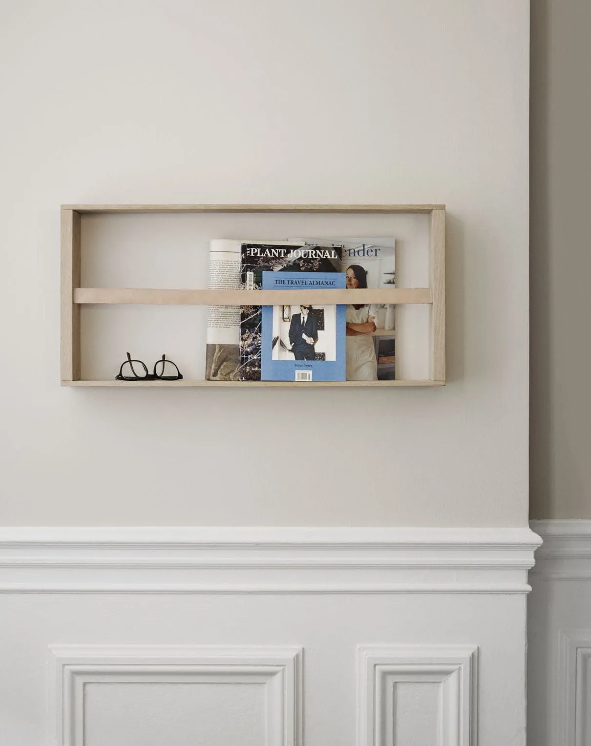 Skagerak Norr Newspaper Holder, 75 Cm