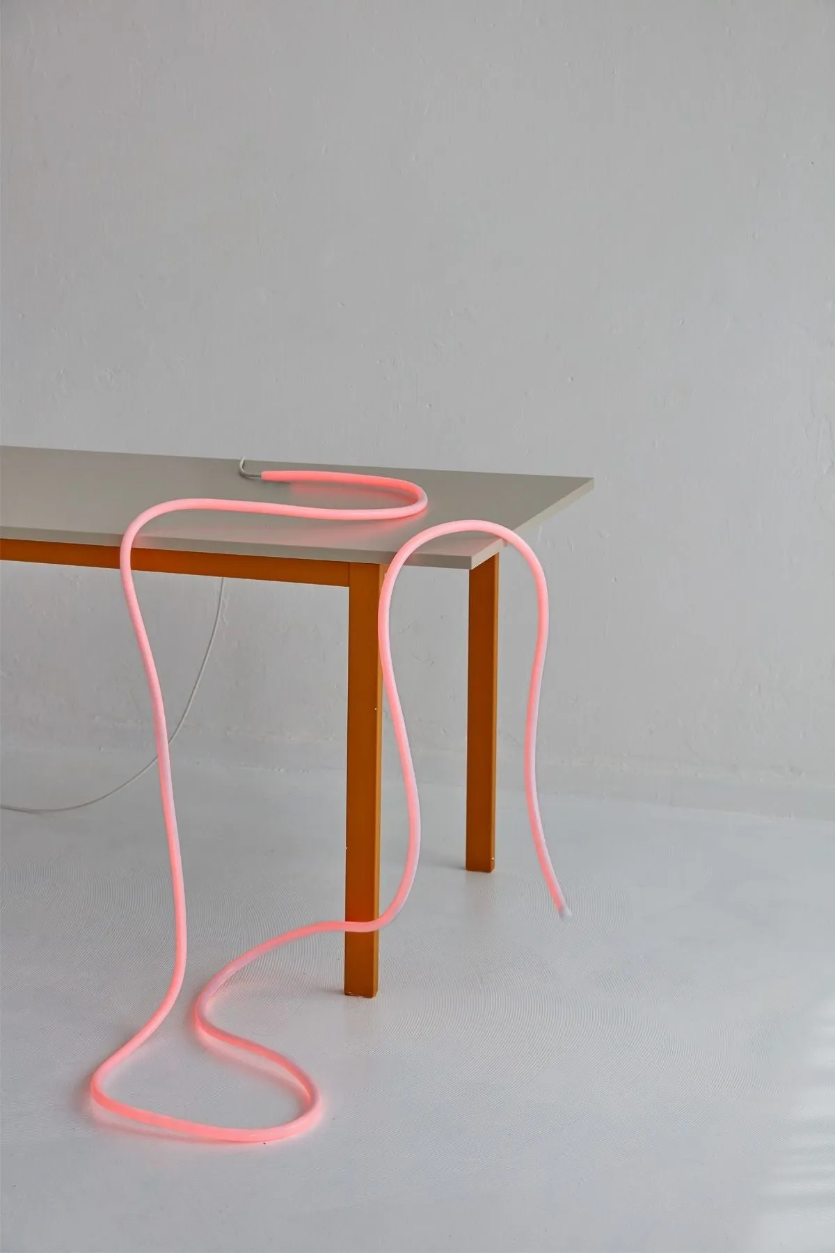 Studio About Flex Tube Lamp 5 M, Warm Red