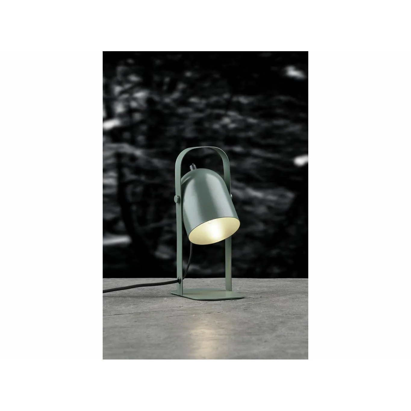 Villa Collection Table Lamp, Green