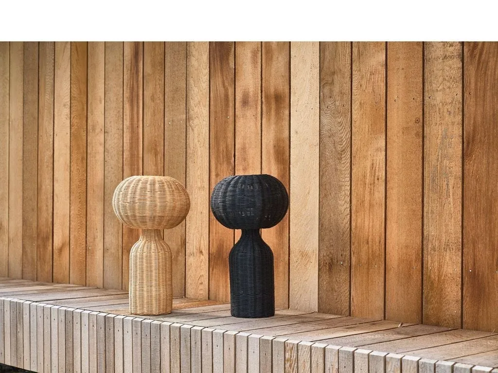 Villa Collection Vinka Table Lamp, Nature